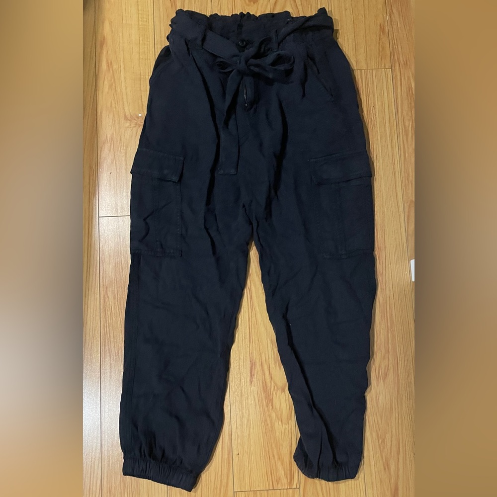 American Eagle black linen cargo pants